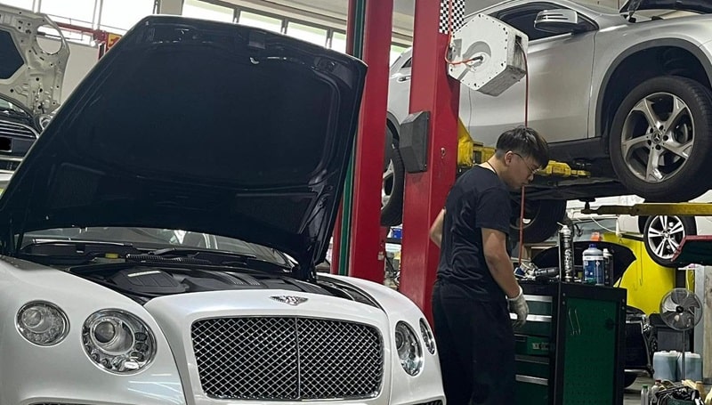 gara chuyên sửa chữa xe bentley tại hà nội