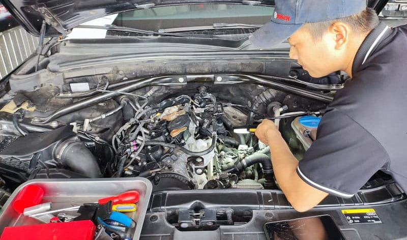 chi phí sửa xe ô tô bị ngập nước