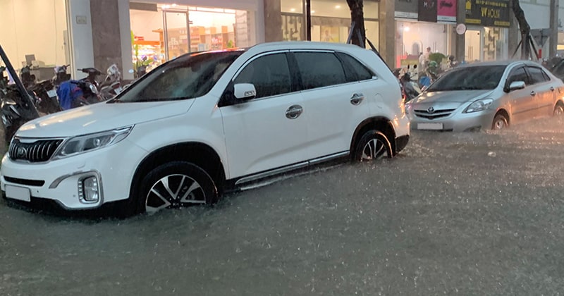 cách kiểm tra xe ô tô bị ngập nước