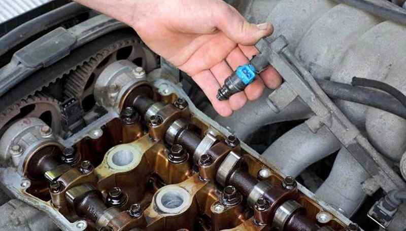 khi nào vệ sinh kim phun ô tô