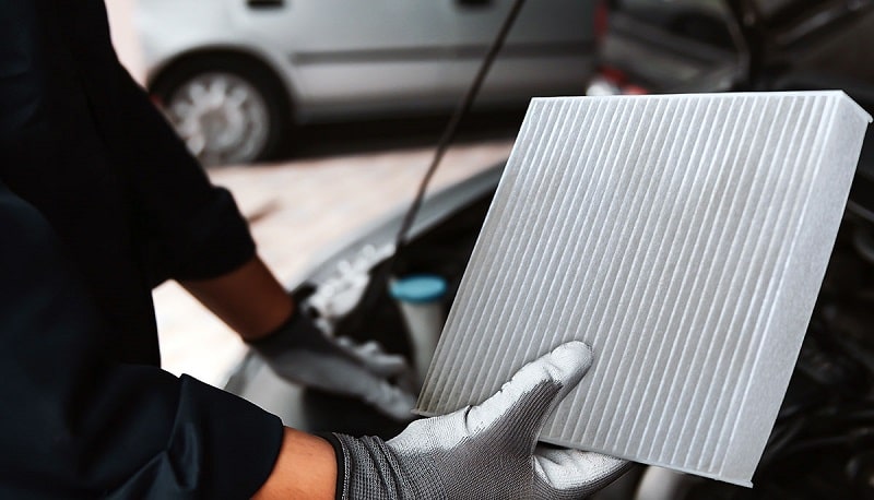 vệ sinh lọc điều hòa ô tô