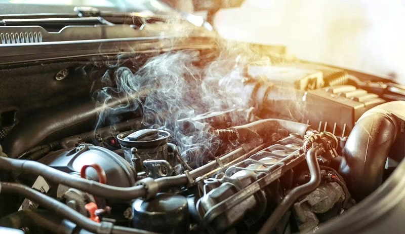 vì sao cần súc két nước ô tô