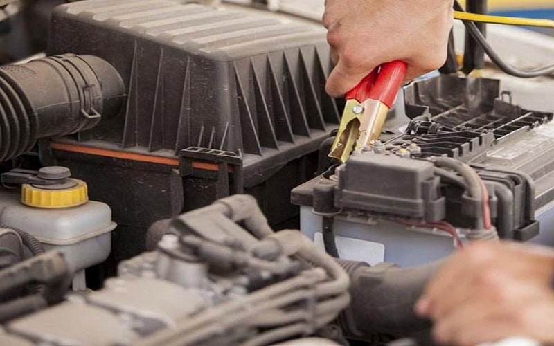 chi phí thay ắc quy ô tô