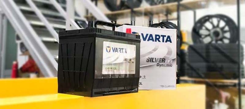 thời gian thay ắc quy ô tô