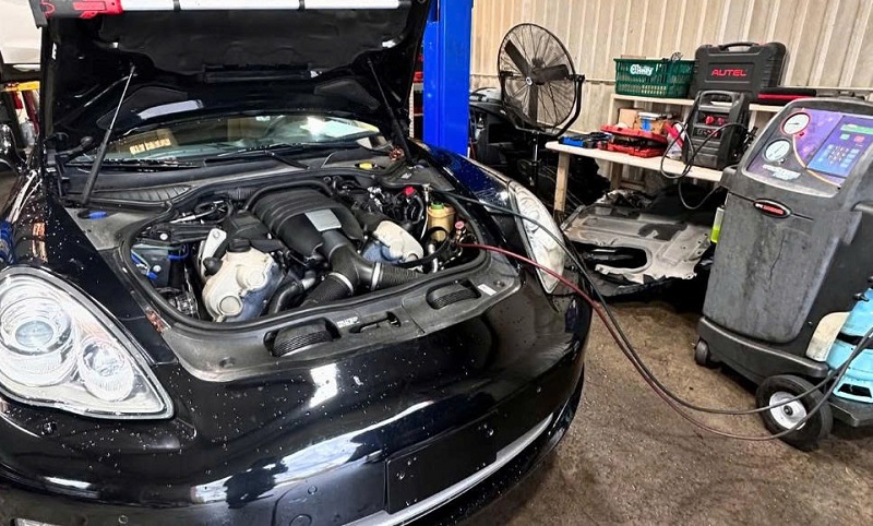 bảo dưỡng ô tô porsche đắt không