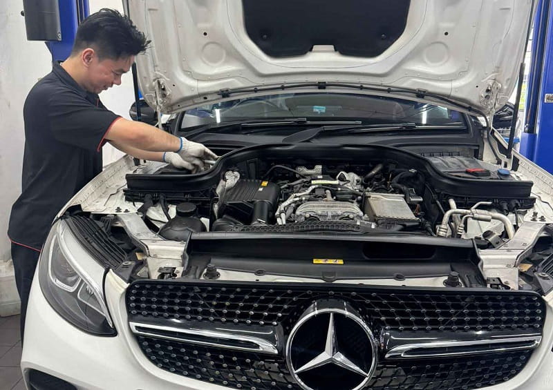 bảo dưỡng xe mercedes tại long biên