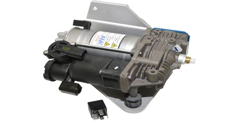 bơm nâng gầm ô tô là gì