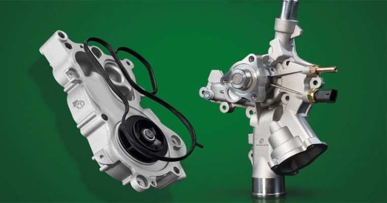 bơm nước làm mát ô tô là gì