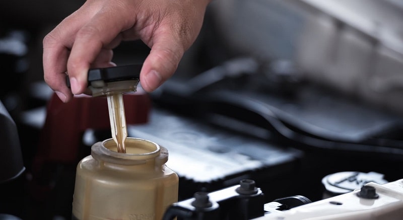 các kiểm tra dầu trợ lực tay lái tại nhà